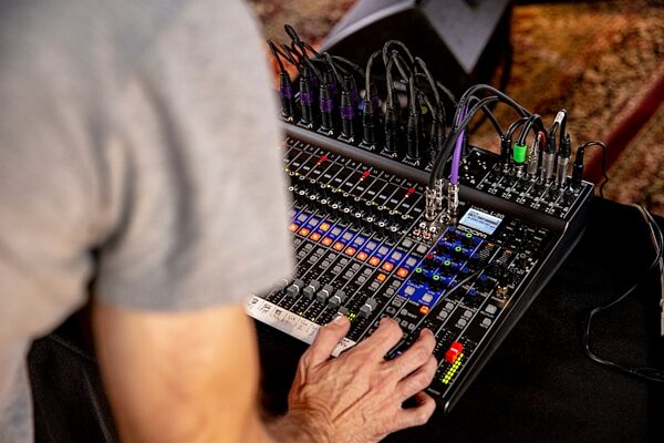 Zoom LiveTrak L-20 Digital Mixer and Multi-Track Recorder, 20-Channel, New, Action Position Back