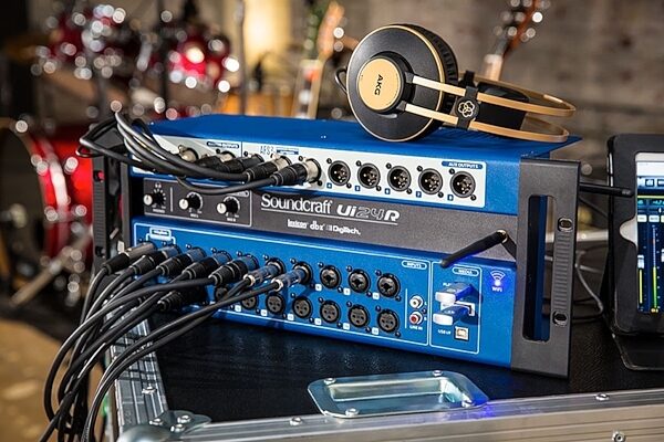 Soundcraft Ui24R Rack Mount 24-Channel Digital Mixer, New, Glamour View 1